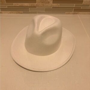 Women’s Fashion Hat